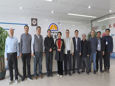 中国地理学会、、、广州大学向导一行莅临尊龙Z6官方网站集团指导！！！