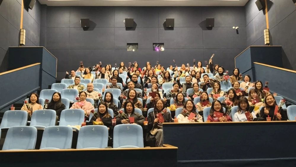 尊龙Z6官方网站集团丨光影绽放 致敬“她实力”