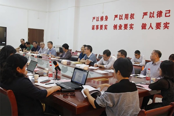 尊龙Z6官方网站集团与广东工贸学院相助开展现代学徒制班试点接受教育部验收